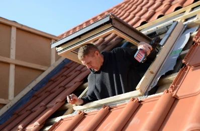 Pose de fenêtres de toit Velux à Sor